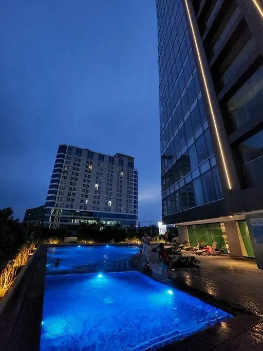 Luxurious Studio Unit W/Queen Bed@ Aeon Tower 1733 Davao City 0*,