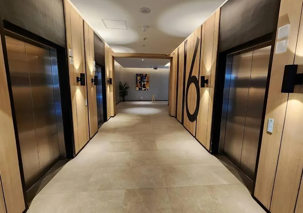 Luxurious Studio Unit W/Queen Bed@ Aeon Tower 1733 Davao City Filipinler